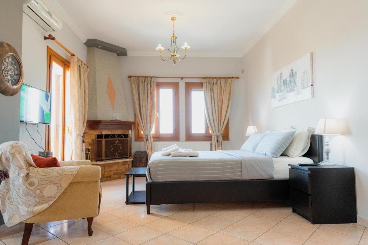 Athena'S Luxury Place Agriá Buitenkant foto